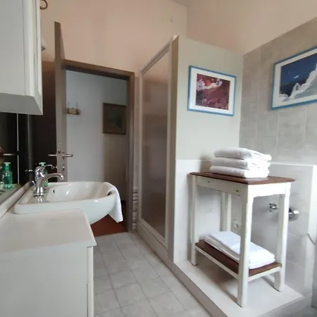 Casa Ugo Apartment